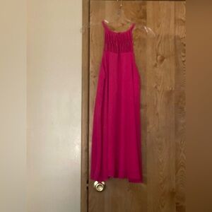 Lulus beautiful pink dress. Size M. Barbie Pink